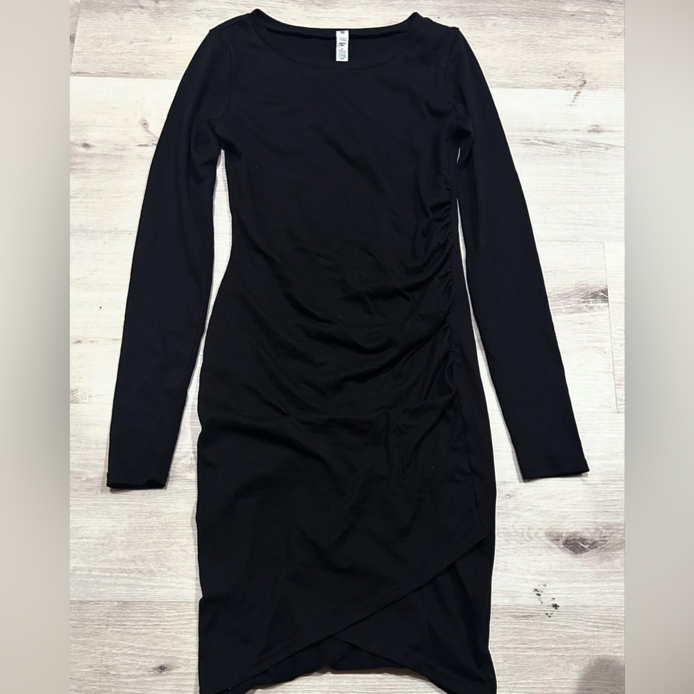 Lululemon Black Long Sleeve Dress